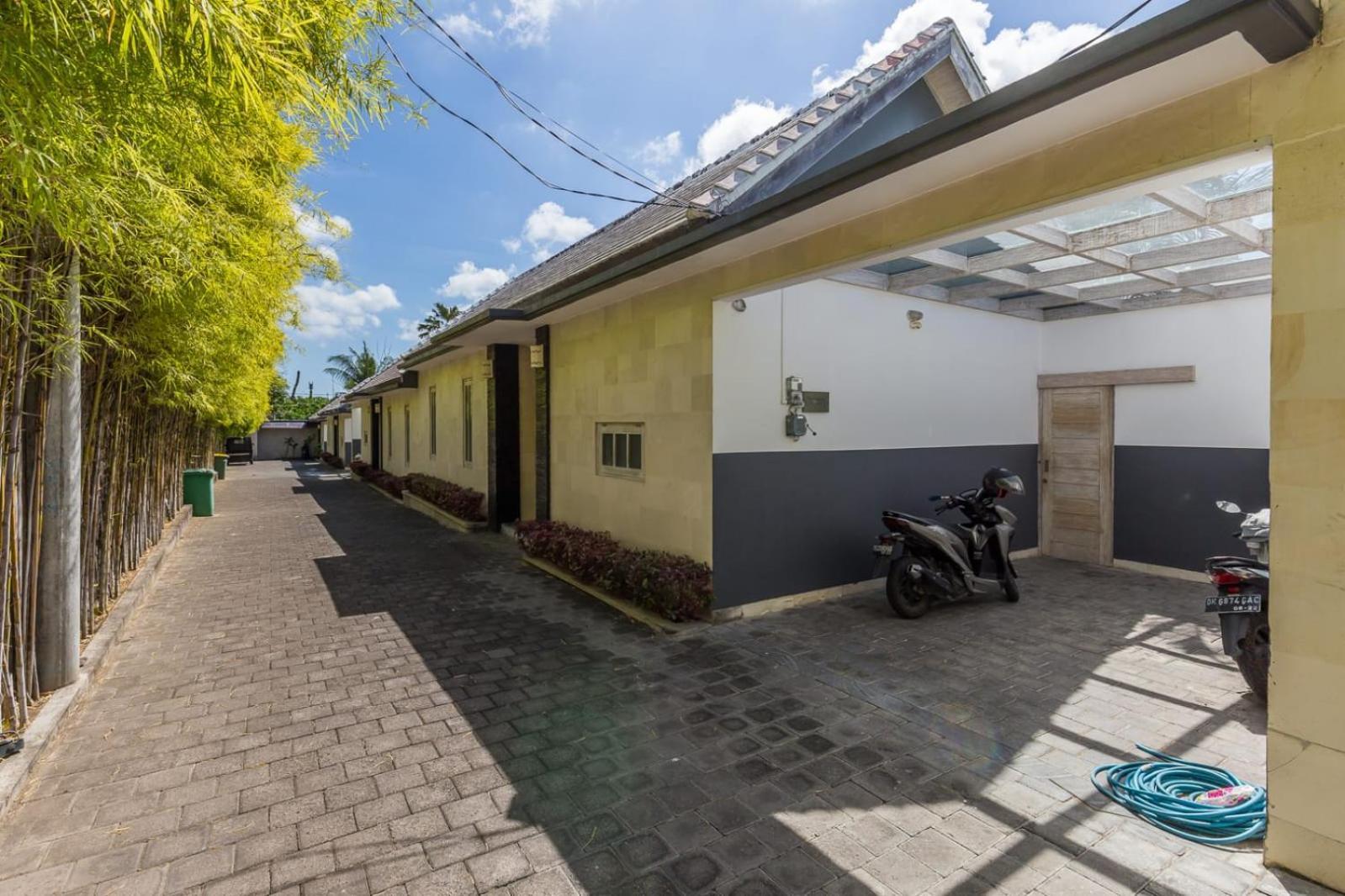 Villa Jalak Seminyak Exteriör bild